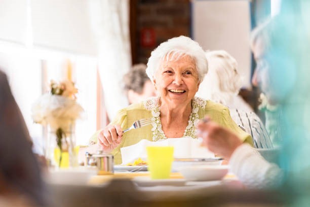 Eight Essential Healthy Eating Tips for Seniors